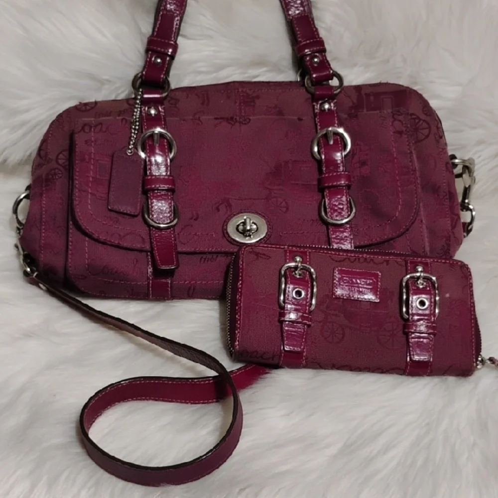 SOLD SOLD SOLD!oach Chelsea Horse & Carriage Vintage Maroon Satchel & Wallet Set - Picture 14 of 14